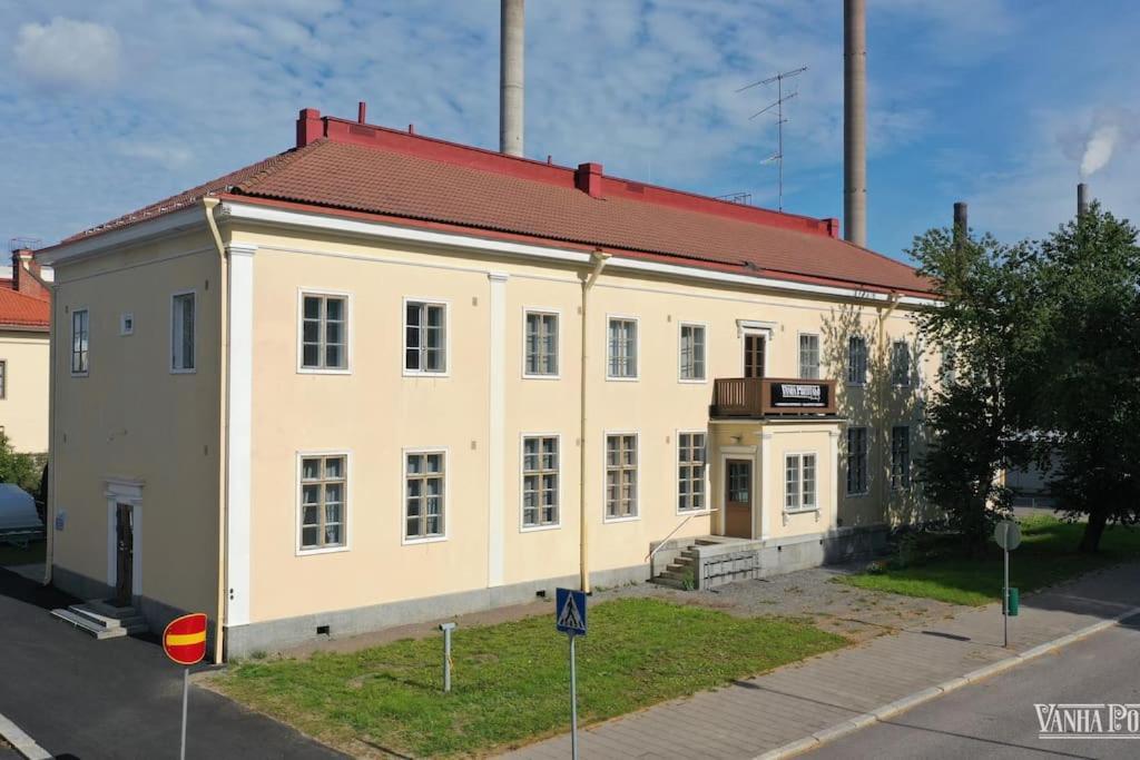 Tyylikaes City Studio, Terassi Ja Ilmainen Parkki Vanha Postitalo Varkaus Exterior foto